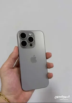 Apple iPhone 15 Pro 256 GB in Muscat