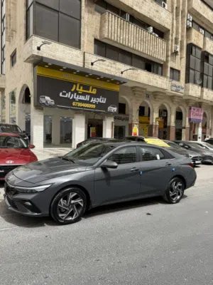 Sedan Hyundai in Amman