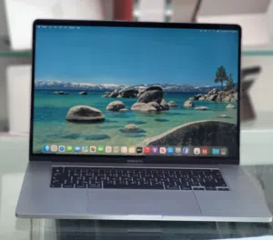 APPLE MACBOOK PRO 2019 A2141 CORW I7 PROCESSOR 16GB RAM 500GB SSD RADEON GRAPHICS 4GB DEDICATED