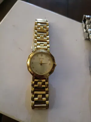 مجموعة ساعات نسائية للبيع