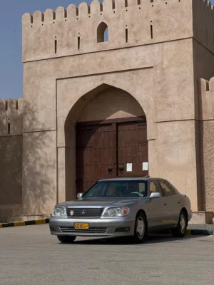 Used Lexus LS in Al Sharqiya
