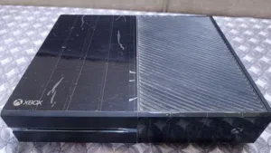 XBOX ONE شبه جديد