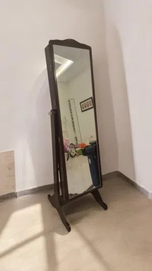خزانة اكسسوارات