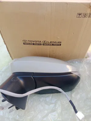 مراية جانبية تويوتا كورولا جهة السائق جديدة بالكرتون وكاله فيش ب فيش  موديل 2024 السعر 55 قابل للتفا