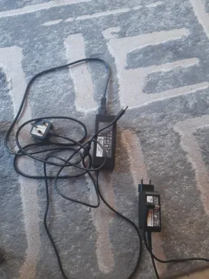 شاحن اصلي عدد 2 dell و lenovo