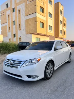 للبيع افالون Limited خليجي 2012 بسعر 23