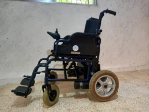 كرسي متحرك كهربائي( Electric wheelchair)