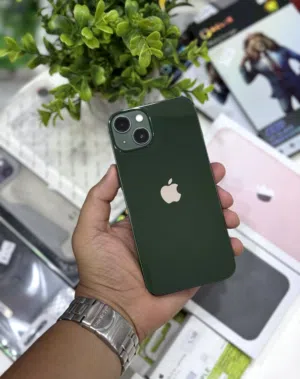 Apple iPhone 13 128 GB in Muscat