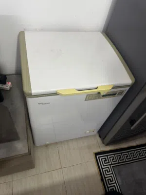 Supper general freezer (top-opening) - Good conditions