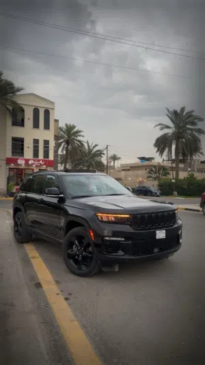 جيب كراند شيروكي لمتد 2025