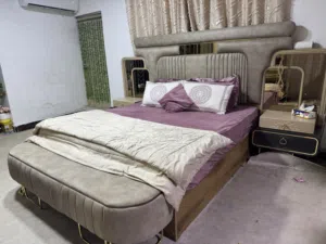 غرفه نوم مودرن للبيع .. الحاله ممتازه