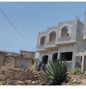Building for Sale in Ibb Dhihar