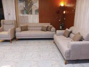 تخم قنفات عشر مقاعد لون بيجي مستعل قليل