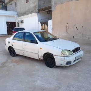 دايو لانوس 2002.. للبيع