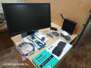 كـــمبيوتر Dell + شــــاشة جيمنج 22" Dell جديد بالكرتونه للبيع بسعر مغري ..........................