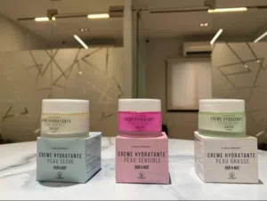 مجموعة كريمات Ultimate Pure & Perfect لترطيب الوجه (نهار وليل)