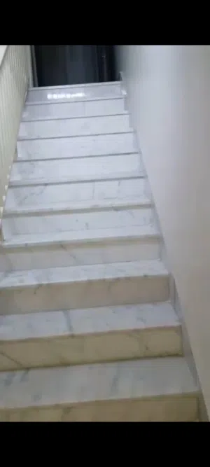 للايجار دور سرداب مدخل خاص 4 غرف نوم بالعيون قطعه 3
