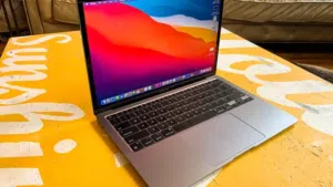 MacBook Air M1 256/ 8 Ram
