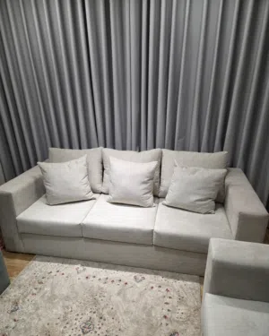 للبيع كنب أمريكي 3 اشخاص