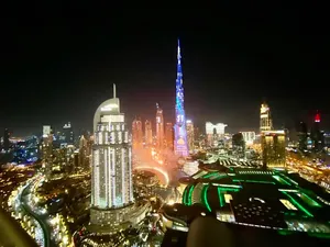 For rent apartment with a full view of Burj Khalifa and the fountain