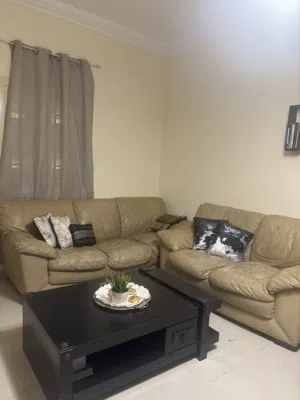 كنب جلد باج ممتاز و مريح