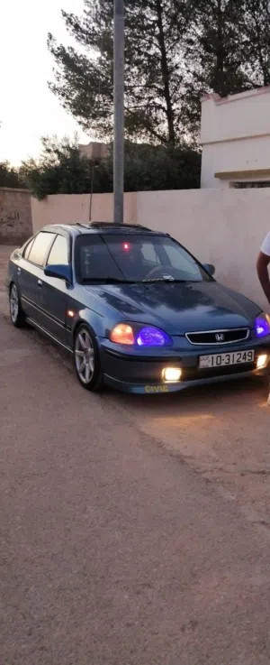 هوندا 97  2 جيد خلفي مرخصه