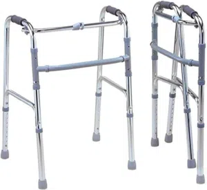 واكر للمرضى ولكبار السن مساعد المشي قابل للطي وقابل للتعديل بالارتفاع