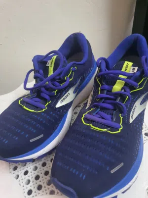 احذية brooks & new balnce