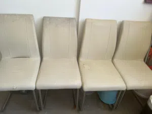 6 Chairs for 5 riyals