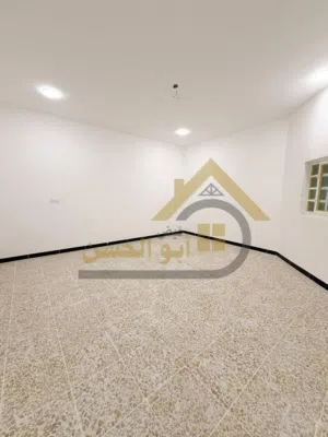 شقة للايجار طابق اول سكنية منطقة المشراق