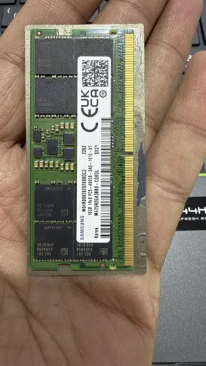 Laptop RAM DDR5 16GB Brand New Original Samsung DDR5-RAM 4800MHZ with Heatsink perfect working.