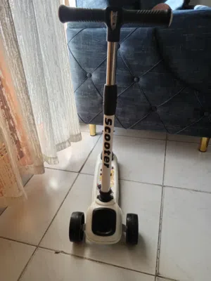 سكوتر اطفال مناسب لعمر 4 سنوات