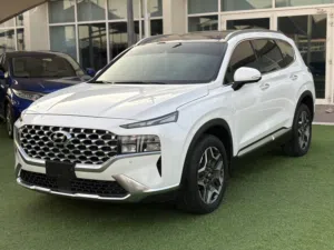 HYUNDAI SANTA FE —2023–GCC—FREE ACCIDENT—ORIGINAL PAINT—LOW MILAGE— FULL OPTIONS—EXCELLENT CONDITION