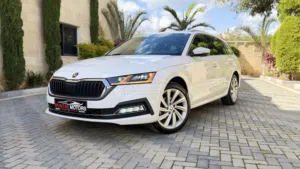 سكودا اوكتافيا ترخيص 2023 محرك 2000 ديزل جير أوتوماتيك 150 حصان