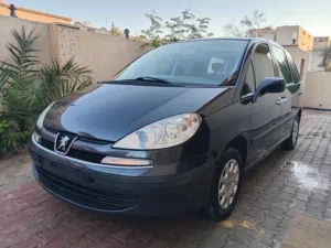 Used Peugeot 807 in Tripoli