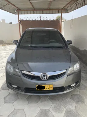 Urgent sell Honda civic 2009 neat and clean no problem just buy and drive dm for more details
