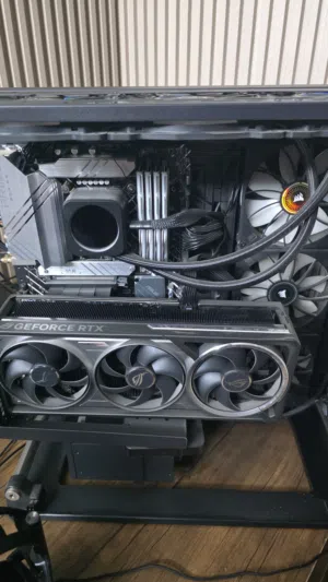 ASUS Astral NVIDIA GeForce RTX 5090 32GB VRAM