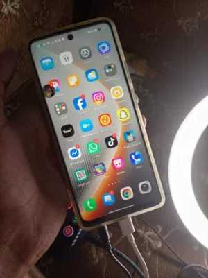 Tecno Pova 256 GB in Salt