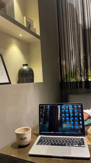 للبيع او البدل MacBook air m2