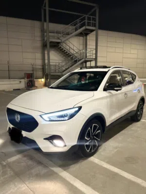 MG ZST 2023 full option صبغ الوكاله