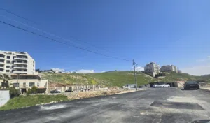 عبدون الجنوبي قرب كرادو ر عبدون قطعه ارض للبيع بسعر مميز