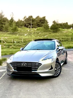 Sonata 2022 وارد وكاله وتحت الكفاله اقل عداد شبه زيرو اعلى صنف فحص كامل اقرأ داخل الاعلان