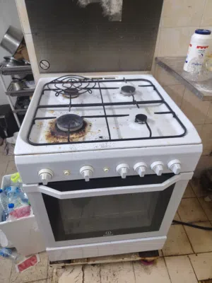 فرن اندست جيد كل شي شغال