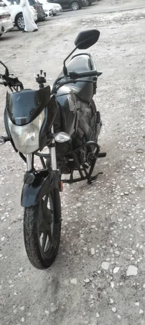 سيكل هوندا 150cc استعمال شخصي نظيف جدا