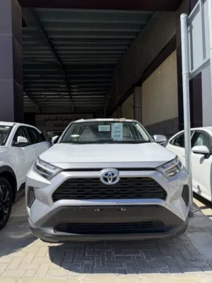 TOYOTA RAV4 L.E 4*4