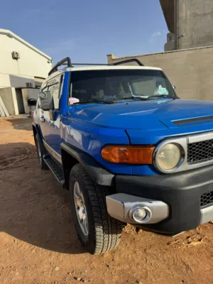 تيوتا Fj للبيع