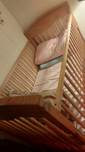 Junior's Baby bed with Cabinet