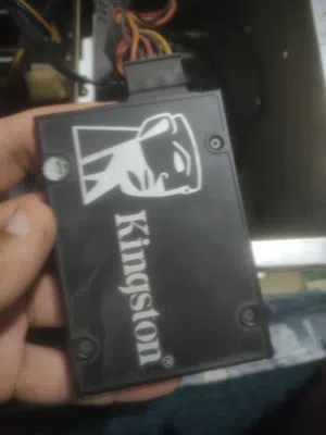 SSD1000ون تيرا  هلت 99  بحالة الوكاله للبيع