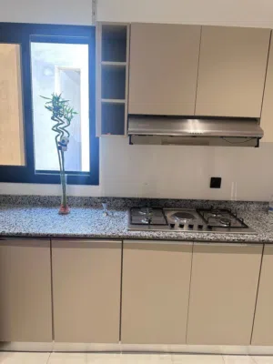 300 m2 5 Bedrooms Villa for Rent in Benghazi Venice