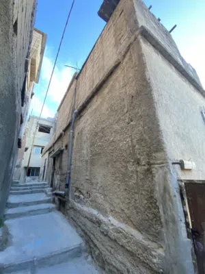 255 m2 More than 6 bedrooms Townhouse for Sale in Amman Jabal Al Nuzha